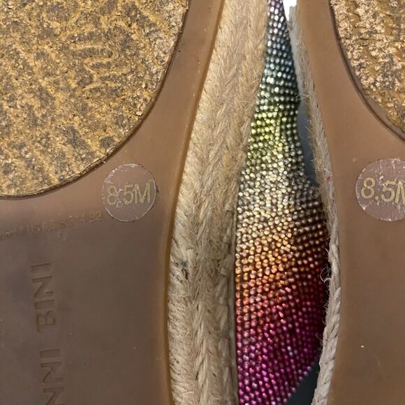 Gianni Bini Tyyla Rainbow Rhinestone Embellished Platforms Sz 8.5 Festival Boho - Picture 12 of 13